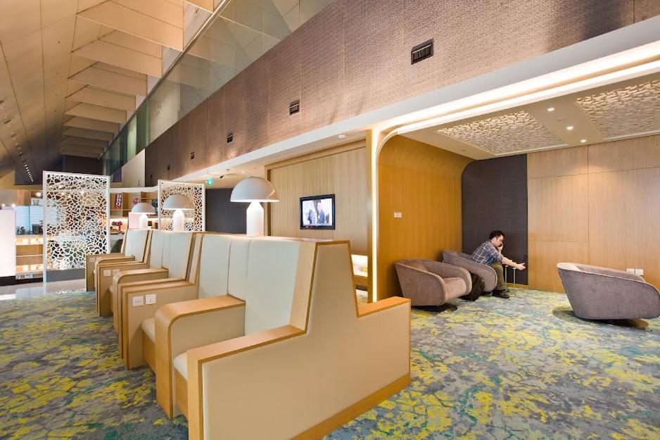 Ambassador Transit Lounge Terminal 2 Hotel Singapore Exterior photo