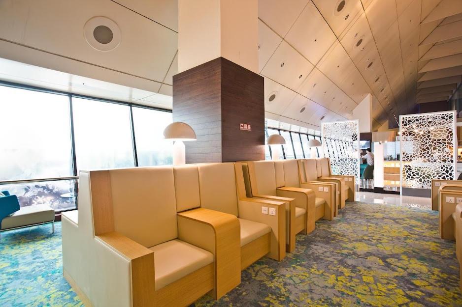 Ambassador Transit Lounge Terminal 2 Hotel Singapore Exterior photo